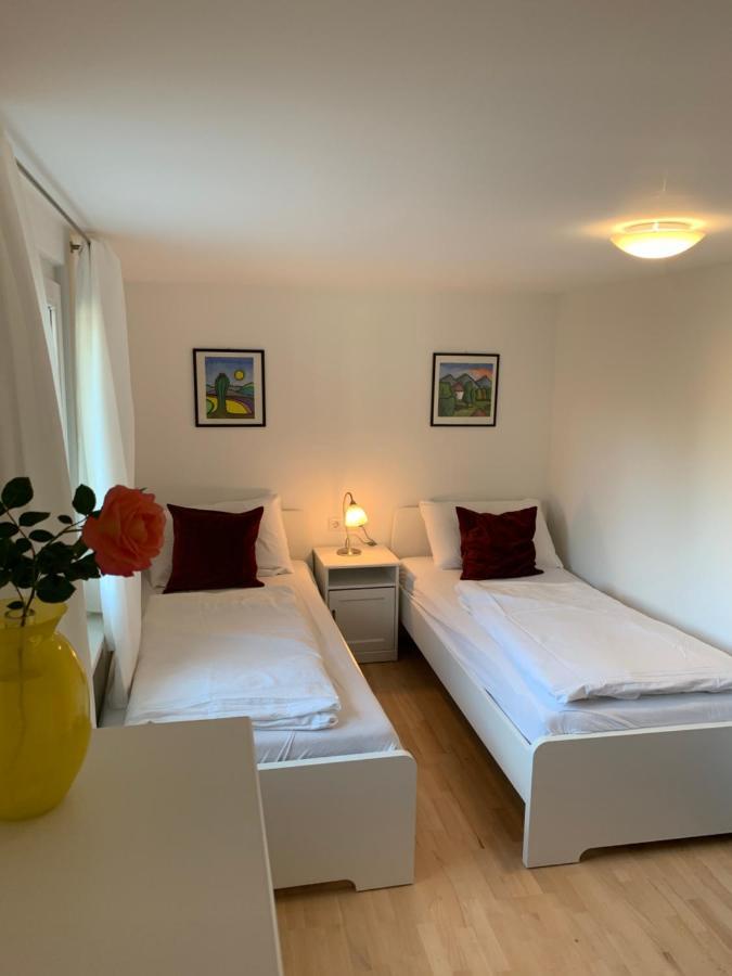 Zum Apartment